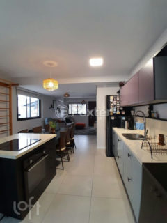 Image 21 - 1023134