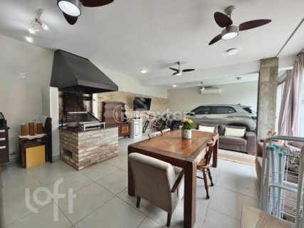 Image 45 - 1023144