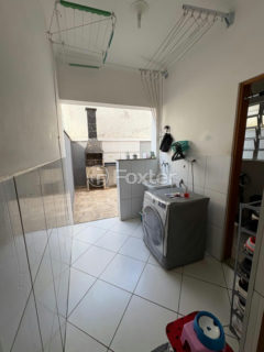Image 34 - 1023316