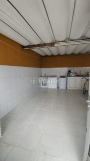 Image 11 - 1023430