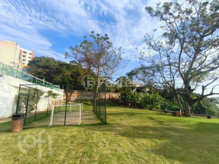 Image 8 - 1023560