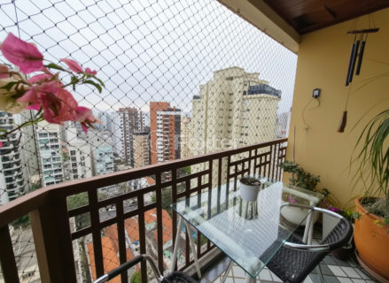 Image 12 - 1023561