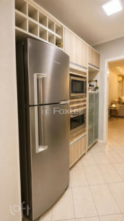 Image 4 - 1023601