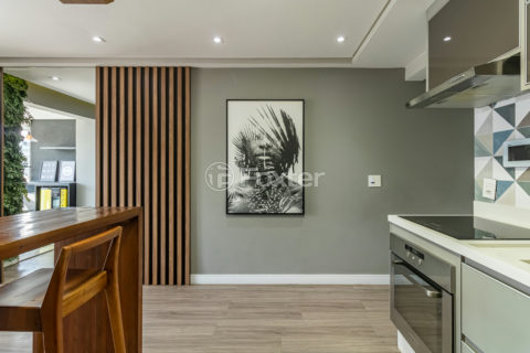 Image 21 - 1023643