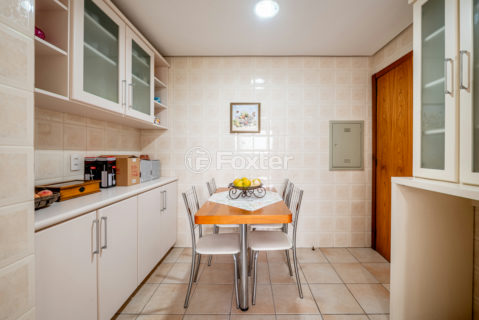 Image 30 - 1023651