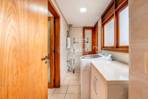 Image 34 - 1023651