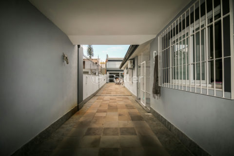 Image 35 - 1023673