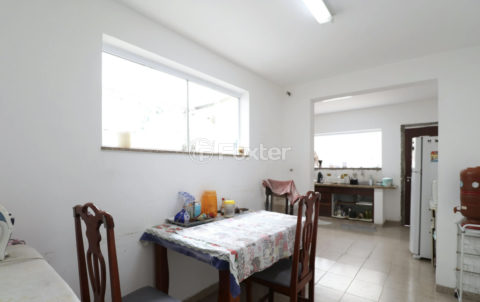 Image 8 - 1023680