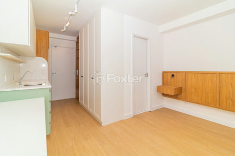 Image 7 - 1023720