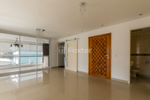 Image 11 - 1023822