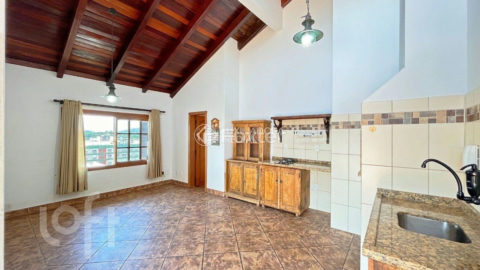 Image 34 - 1023856
