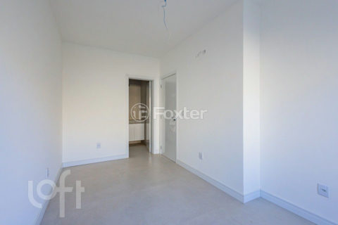 Image 20 - 1023862