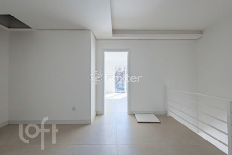 Image 23 - 1023862