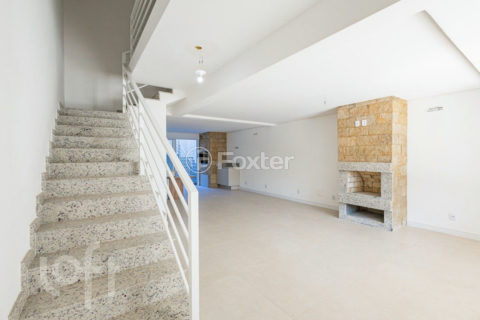 Image 21 - 1023863