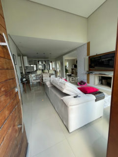 Image 9 - 1023885