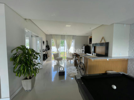 Image 21 - 1023885