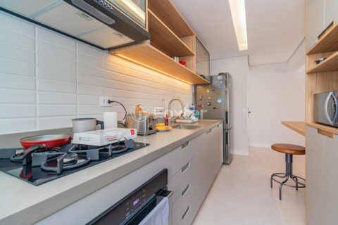 Image 20 - 1023973