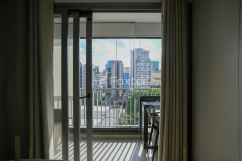 Image 8 - 1023994