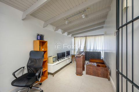 Image 38 - 1024005
