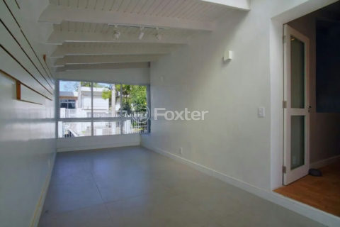 Image 34 - 1024005