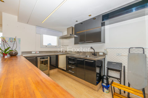 Image 30 - 1024235