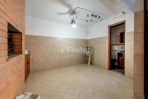 Image 33 - 1024355
