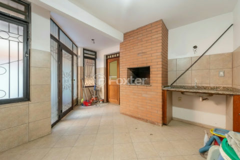 Image 32 - 1024355