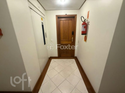 Image 40 - 1024404