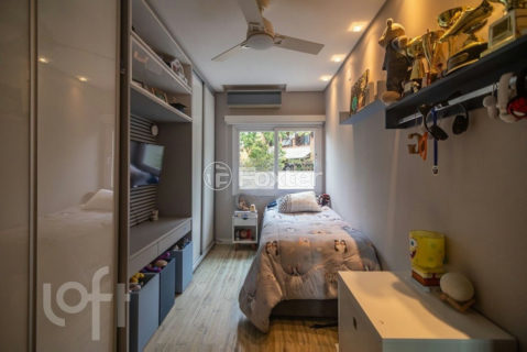 Image 30 - 1024409