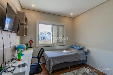 Image 32 - 1024435