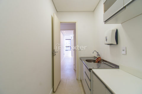 Image 23 - 1024656