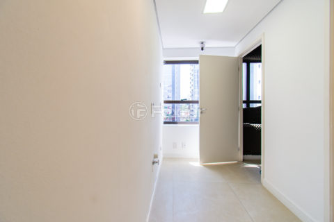 Image 7 - 1024656