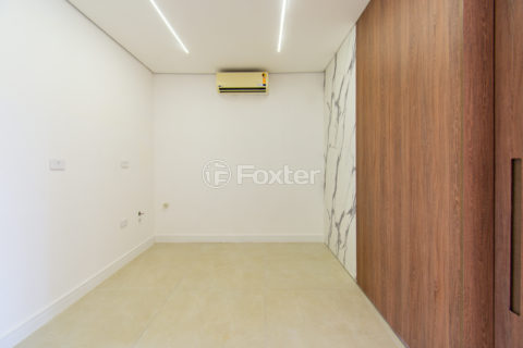 Image 21 - 1024656