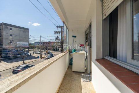Image 25 - 1024693