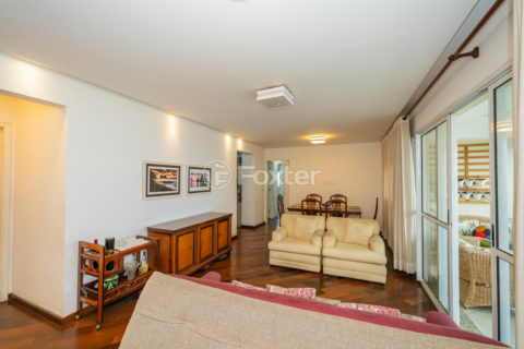 Image 7 - 1024728