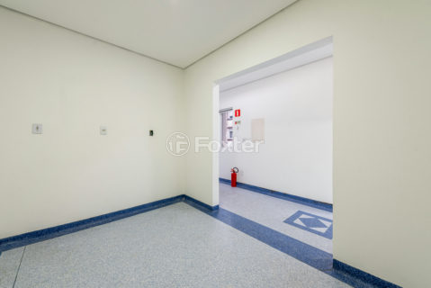 Image 11 - 1024813