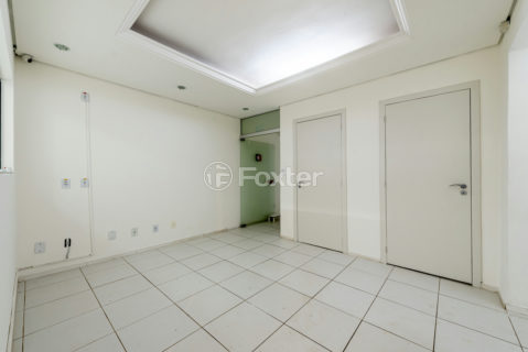 Image 38 - 1024813