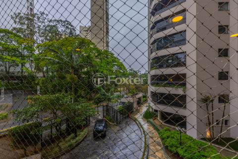Image 9 - 1024846