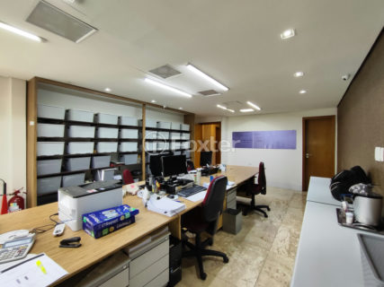 Image 48 - 1024855