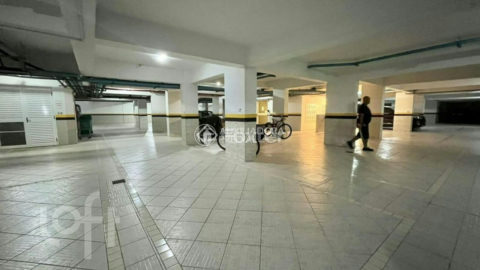 Image 32 - 1024907