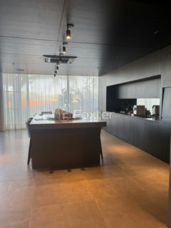 Image 10 - 1024929