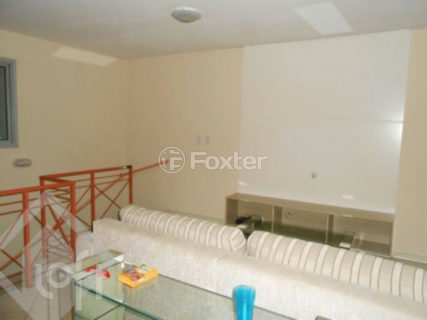 Image 4 - 1024930