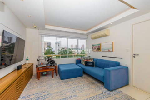 Image 33 - 1025043