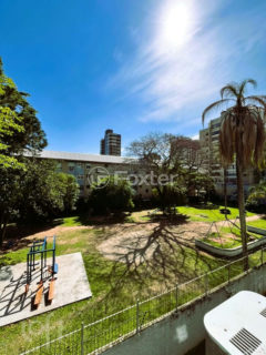 Image 7 - 1025106