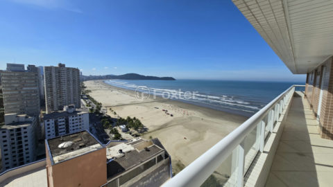 Image 11 - 1025115