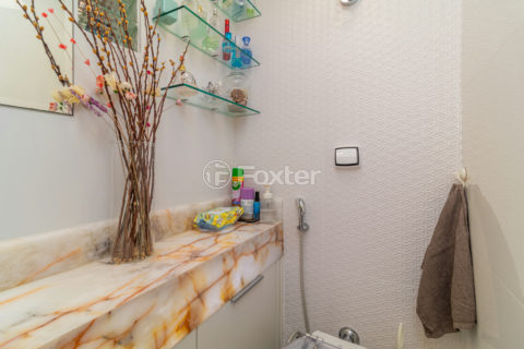 Image 16 - 1025119