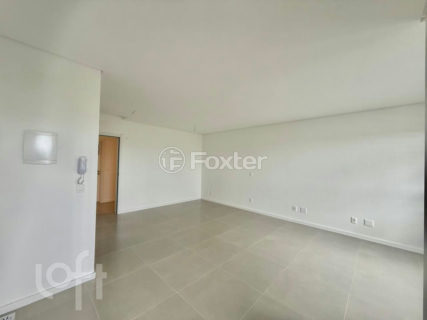 Image 3 - 1025145