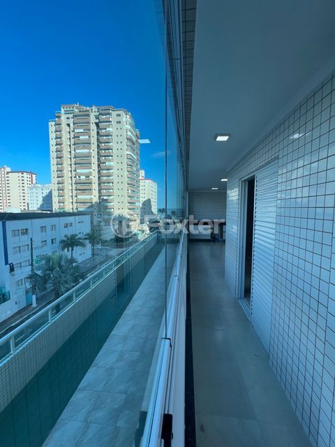 Image 7 - 1025158