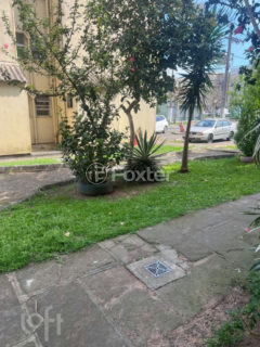 Image 8 - 1025235