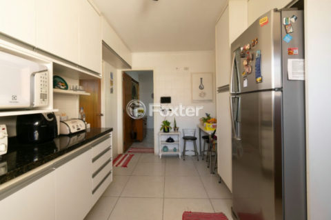Image 4 - 1025374